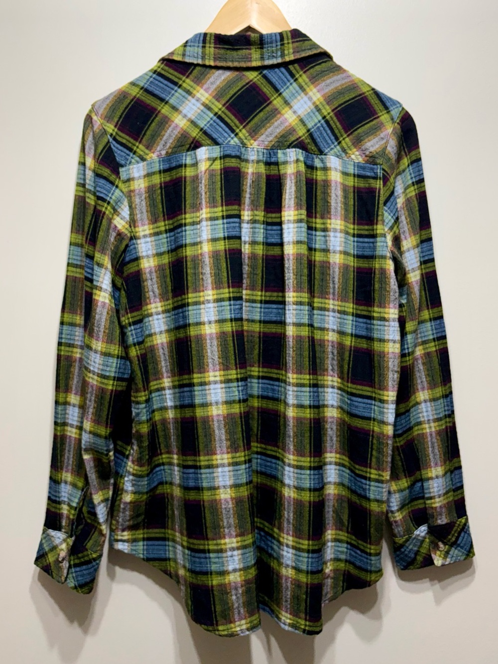 Northern Reflections Plaid Flannel Button Down Shirt Women’s Large Petite LP - Picture 5 of 8